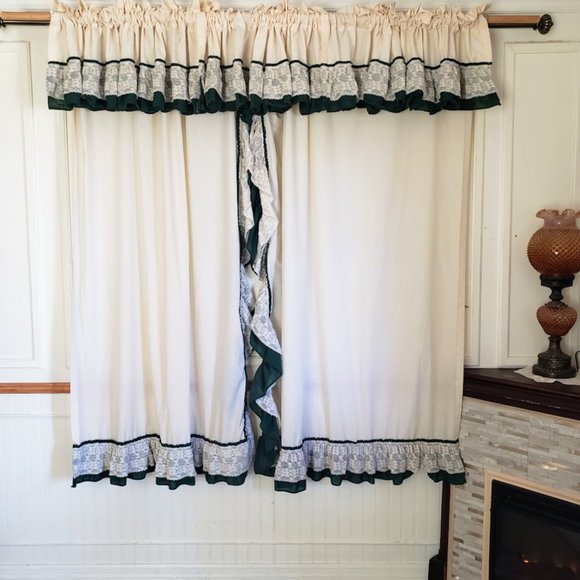 SOLD JC Penney Vtg Priscilla Curtain 88W x 64L Valance Cream Green Ruffle Rod - Picture 1 of 16